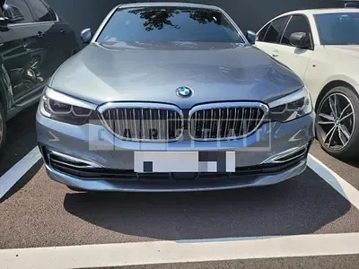 Photo 1 of 3: 2018 BMW (parts) 520i Headlamp — Korean insurance auction