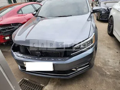Photo 1 of 31: 2018 Volkswagen Passat 2.0 TSI, VIN 1VWZZZA3ZJC040993 — Korean insurance auction
