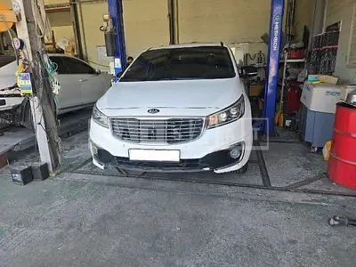 Photo 1 of 14: 2015 Kia Carnival, VIN KNAME81ABFS070327 — Korean insurance auction