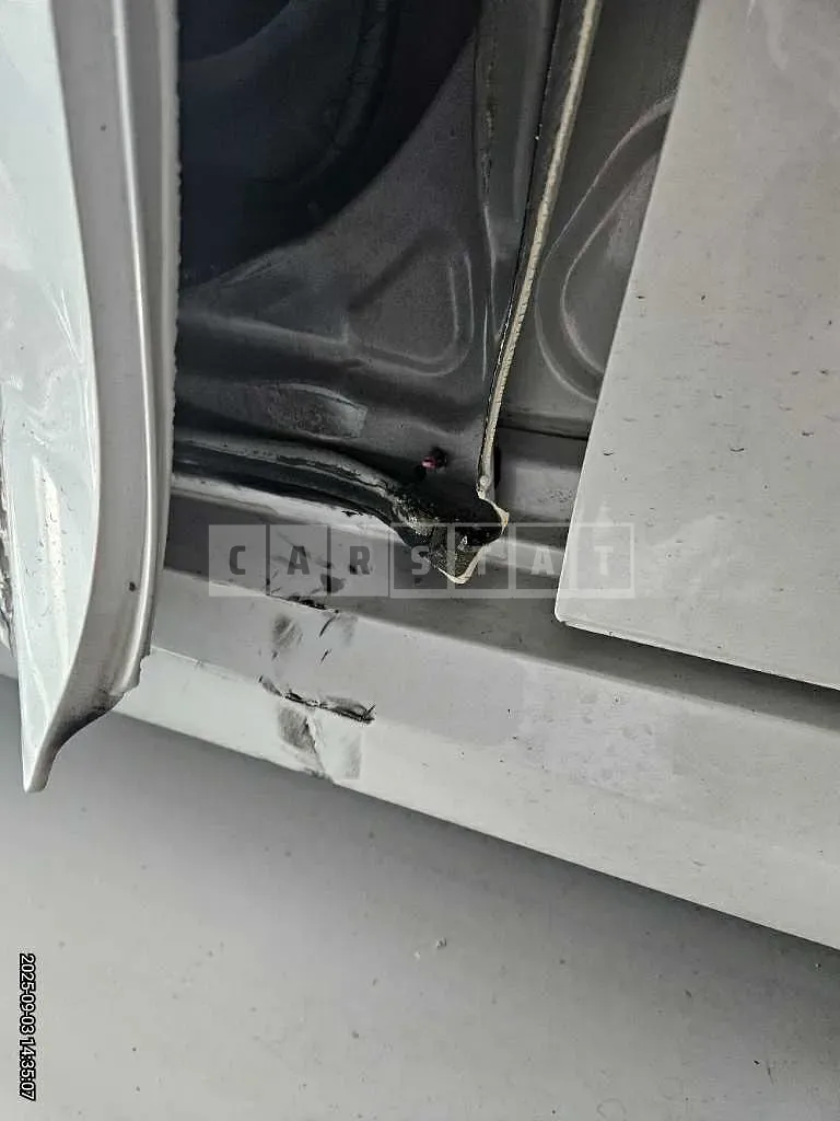 Photo 2 of 53: 2018 Toyota Camry Hybrid — Korean insurance auction