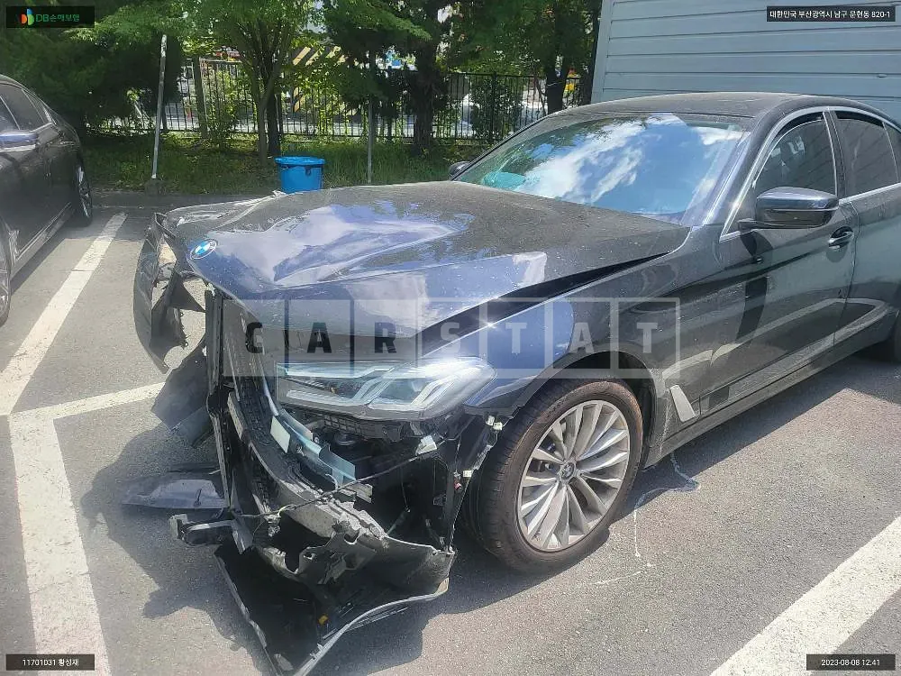 Photo 2 of 12: 2023 BMW 520i, VIN WBA11BH01PCM42163 — Korean insurance auction