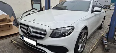 Photo 1 of 12: 2017 Mercedes-Benz E220 d, VIN WDDZF0EB6JA302538 — Korean insurance auction