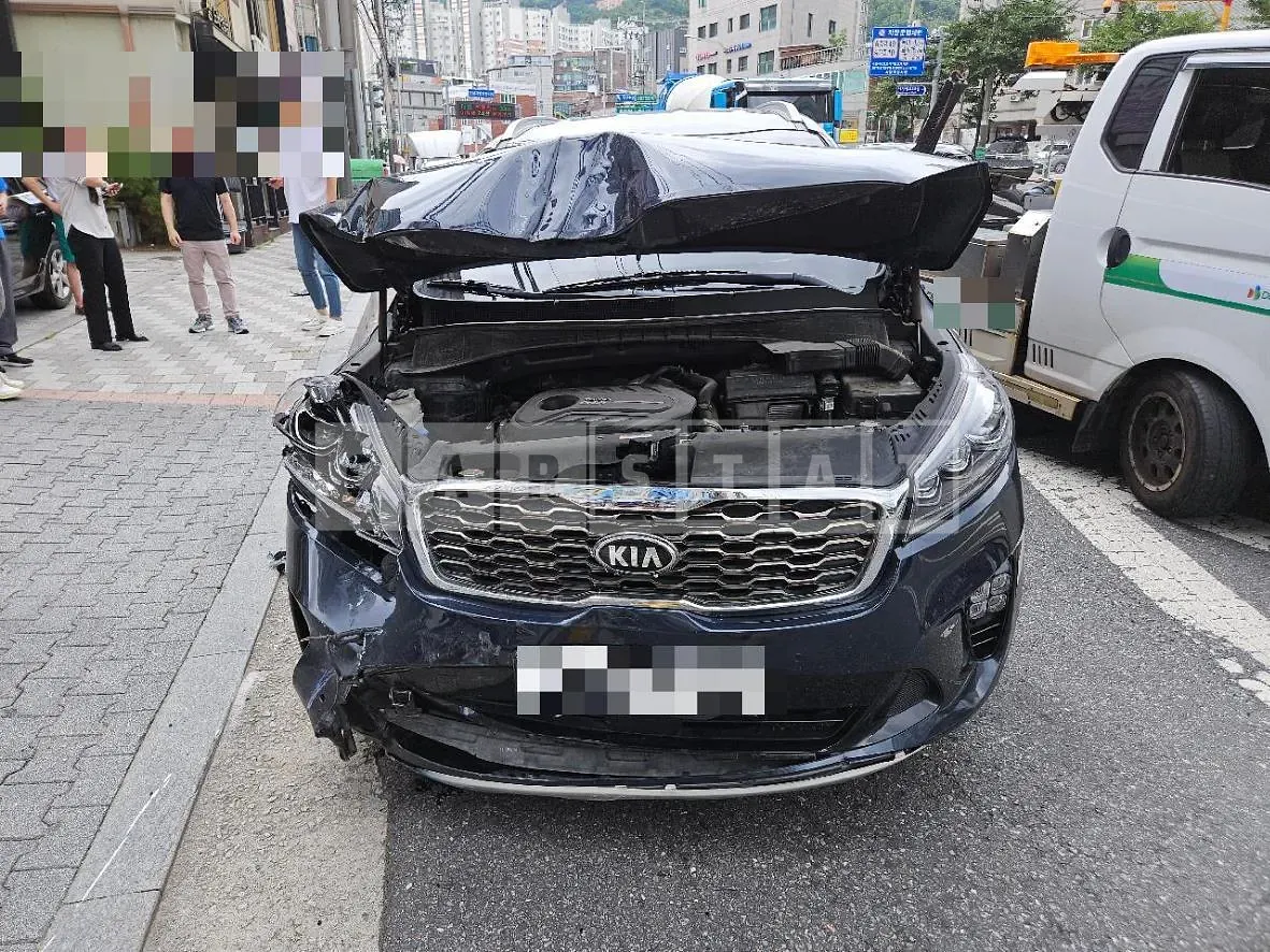 Photo 2 of 19: 2019 Kia Sorento Gasoline 4WD — Korean insurance auction