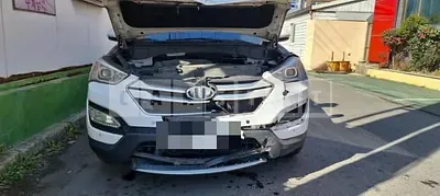 Photo 1 of 11: 2014 Hyundai Santa Fe DM 2.0 — Korean insurance auction