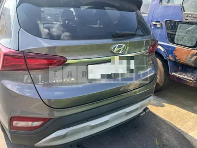 Photo 1 of 11: 2019 Hyundai Santa Fe TM 2.0 — Korean insurance auction