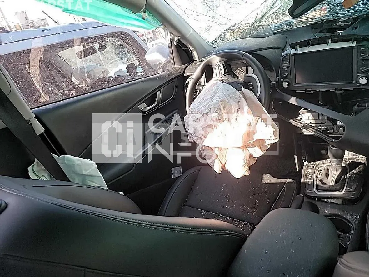 Photo 2 of 28: 2020 Hyundai Cona 1.6, VIN KMHK4815GLU590817 — Korean insurance auction