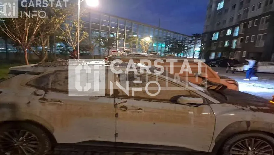 Photo 2 of 10: 2019 Hyundai Simkona 1.6 — Korean insurance auction