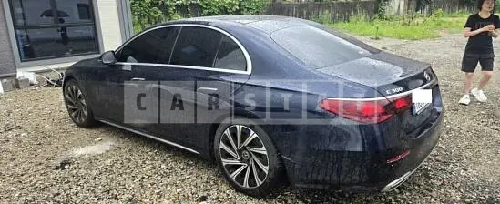 Photo 2 of 27: 2025 Mercedes-Benz E 300 4Matic — Korean insurance auction