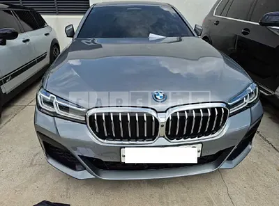 Photo 1 of 18: 2023 BMW 530e — Korean insurance auction