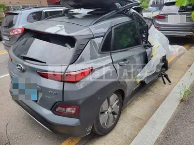 Photo 1 of 44: 2019 Hyundai Kona Electric — Korean insurance auction