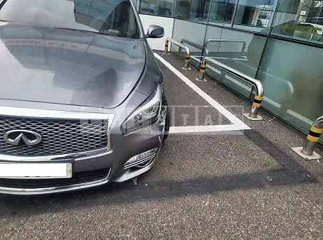 Photo 2 of 10: 2018 Infiniti Q70 3.7, VIN JNKBY11E1JM650109 — Korean insurance auction