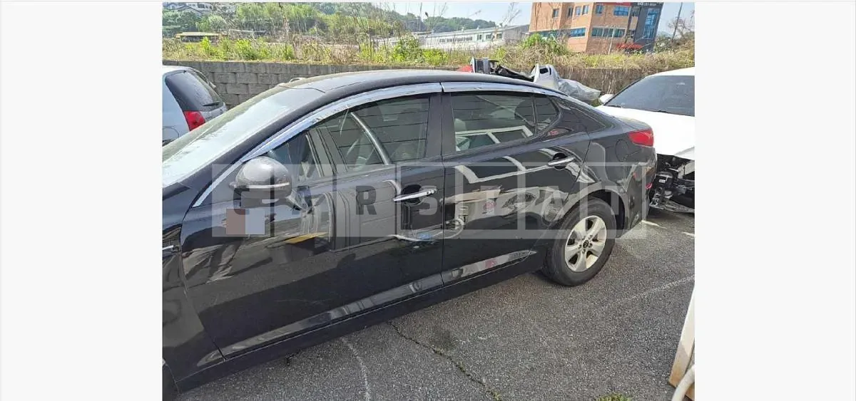 Photo 2 of 10: 2015 Kia K5 LPG — Korean insurance auction