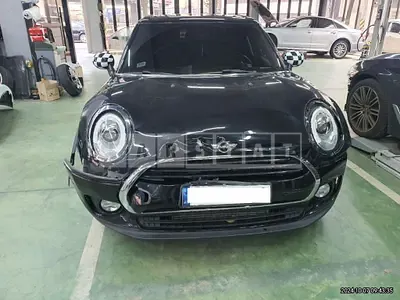Photo 1 of 21: 2018 MINI Cooper Clubman, VIN WMWLN5106J2H03540 — Korean insurance auction