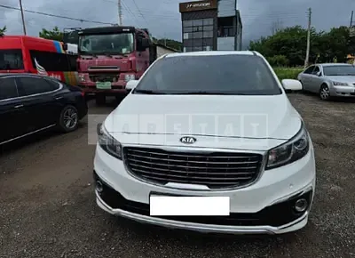 Photo 1 of 26: 2018 Kia Carnival — Korean insurance auction