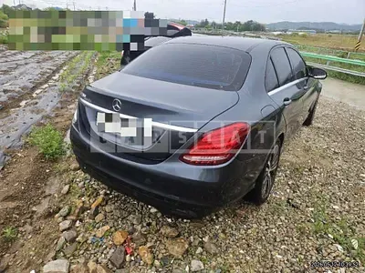 Photo 1 of 7: 2015 Mercedes-Benz C200 — Korean insurance auction