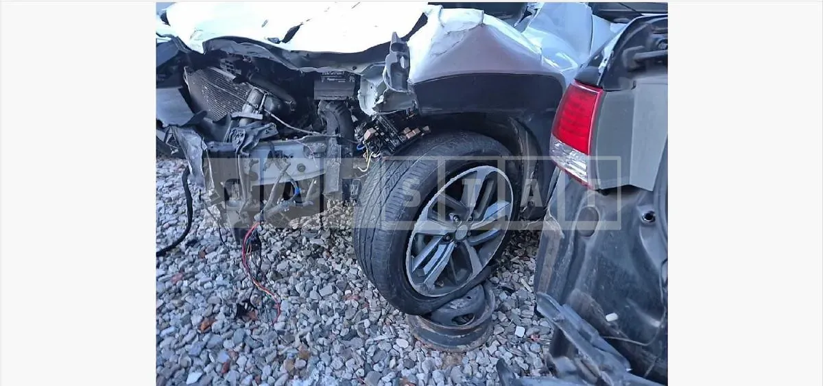 Photo 2 of 8: 2019 Hyundai Kona — Korean insurance auction