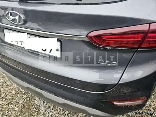 Photo 2 of 44: 2019 Hyundai Santa Fe, VIN KMHS281CBKU127435 — Korean insurance auction