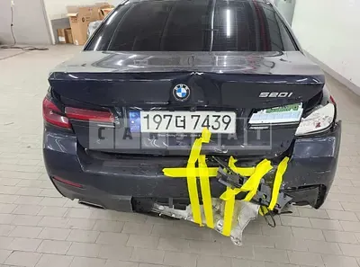 2023 BMW 520i
