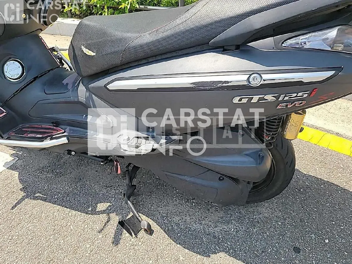 Photo 2 of 36: 2019 Bentley GTS 125 S — Korean insurance auction