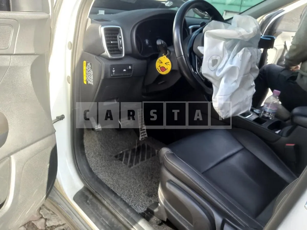 Photo 2 of 9: 2018 Kia Sportage, VIN KNAPM813BKK594394 — Korean insurance auction