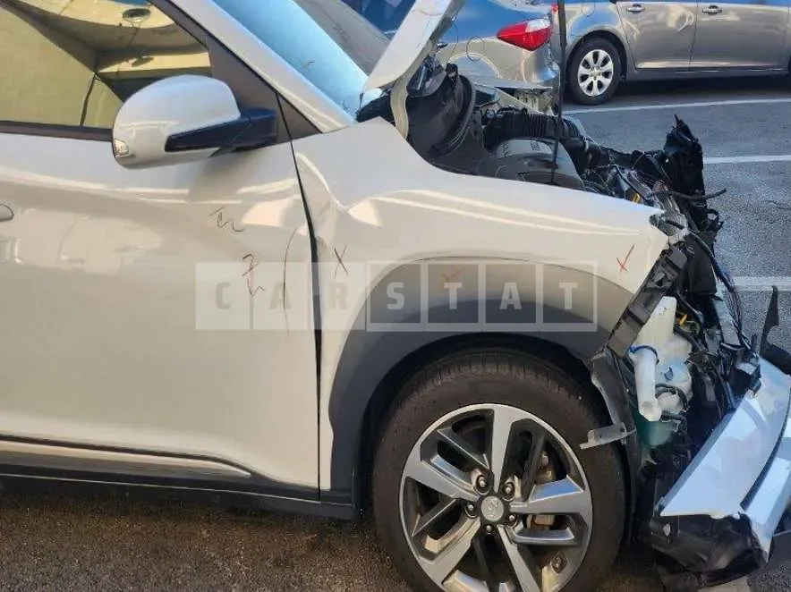 Photo 2 of 9: 2019 Hyundai Kona Gasoline — Korean insurance auction