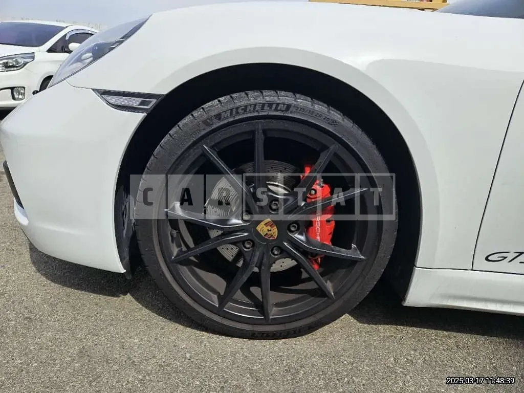 Photo 2 of 16: 2019 Porsche 718 Boxster GTS — Korean insurance auction