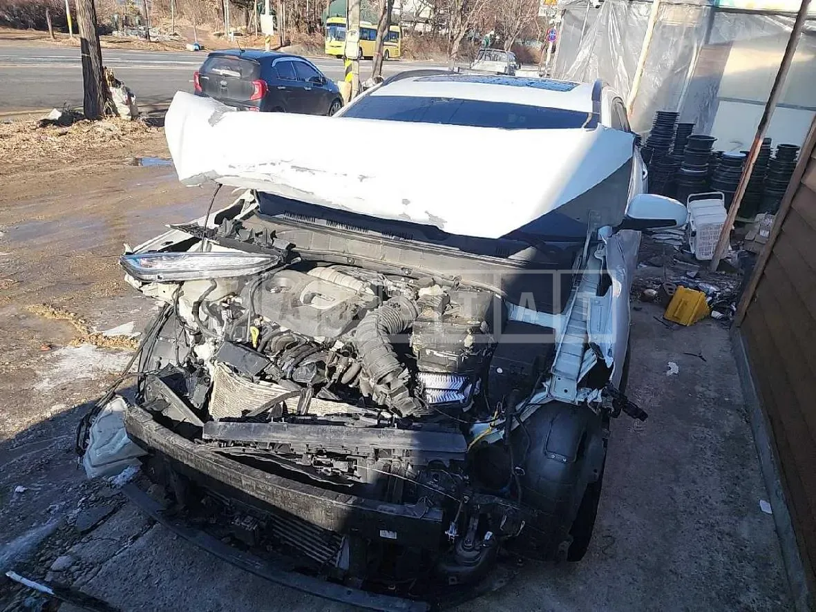 Photo 2 of 17: 2019 Hyundai Kona 1.6 Turbo (2WD), VIN KMHK7815GKU319444 — Korean insurance auction