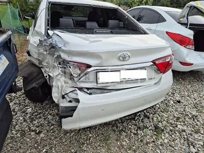 Photo 1 of 14: 2016 Toyota Camry — Korean insurance auction