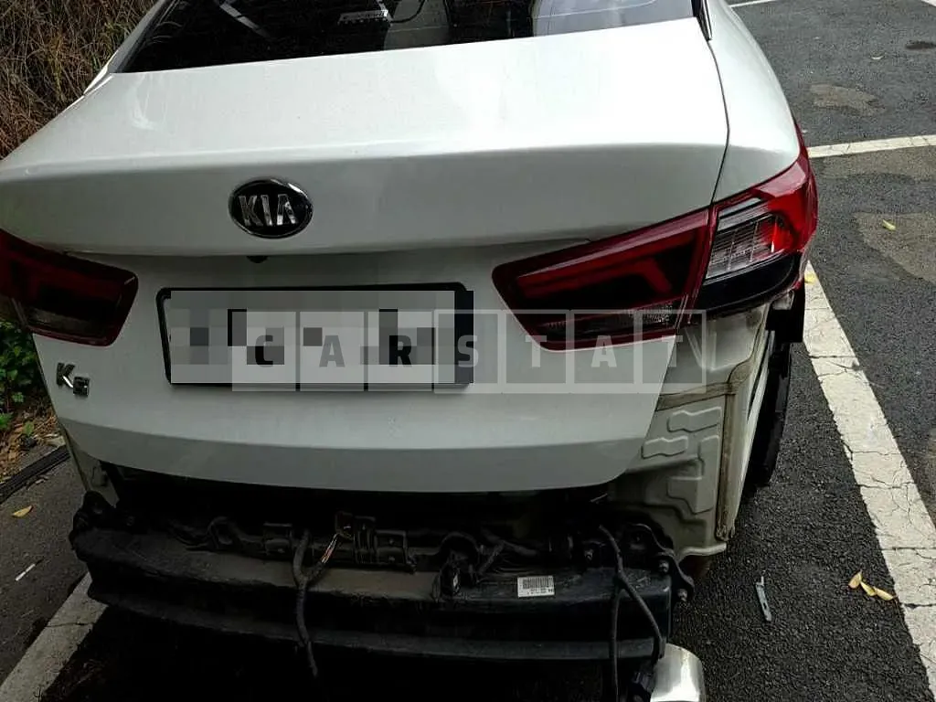 Photo 2 of 47: 2018 Kia K5 — Korean insurance auction