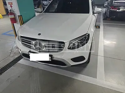 Photo 1 of 21: 2019 Mercedes-Benz GLC350 e 4Matic — Korean insurance auction