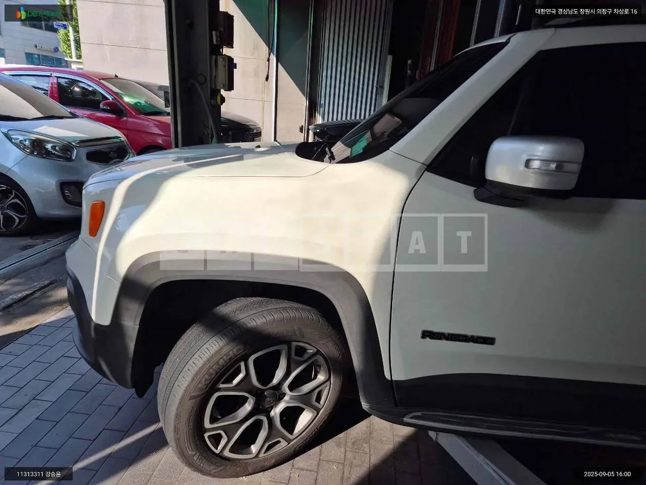 Photo 2 of 18: 2018 Jeep Zip Renegade, VIN 1C4BU0000JPH47485 — Korean insurance auction