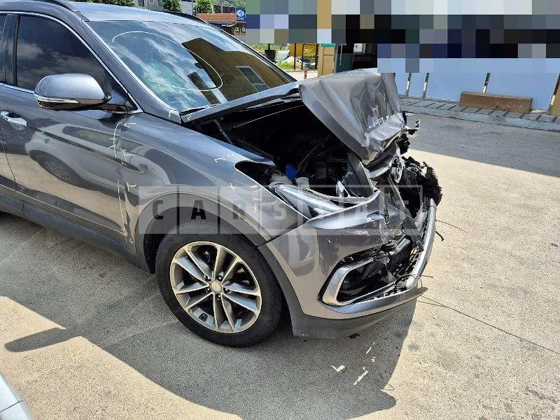Photo 2 of 7: 2015 Hyundai Santa Fe DM 2.0 — Korean insurance auction