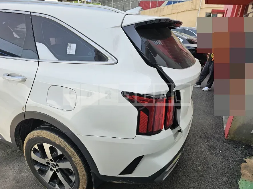Photo 2 of 13: 2020 Kia Sorento 2.2 — Korean insurance auction