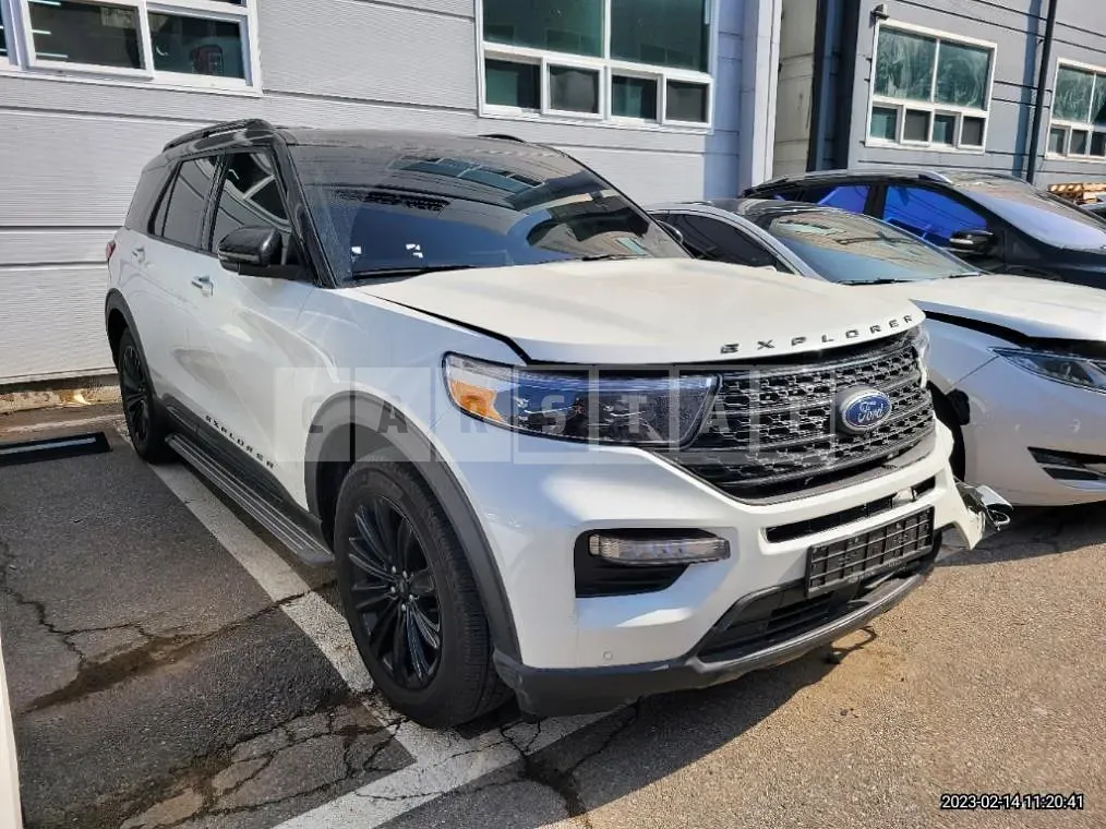 Photo 2 of 30: 2021 Ford Explorer 2.3 — Korean insurance auction