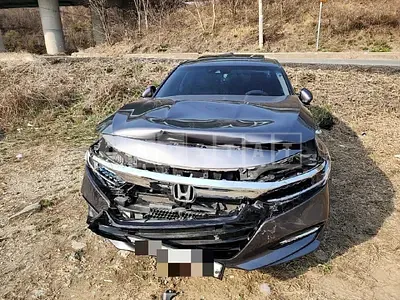 Photo 1 of 12: 2019 Honda Accord Hybrid, VIN 1HGCV3690KA510247 — Korean insurance auction