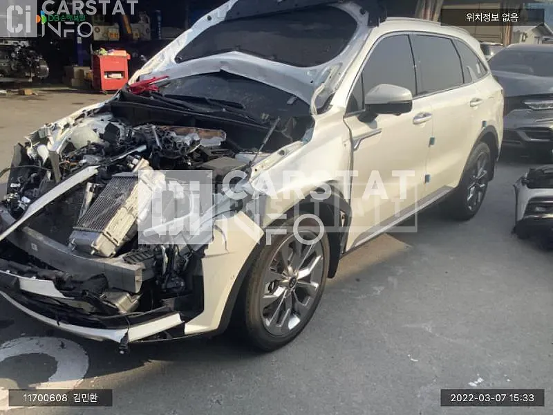 Photo 2 of 21: 2020 Kia Sorento, VIN KNARL81BGMA016359 — Korean insurance auction