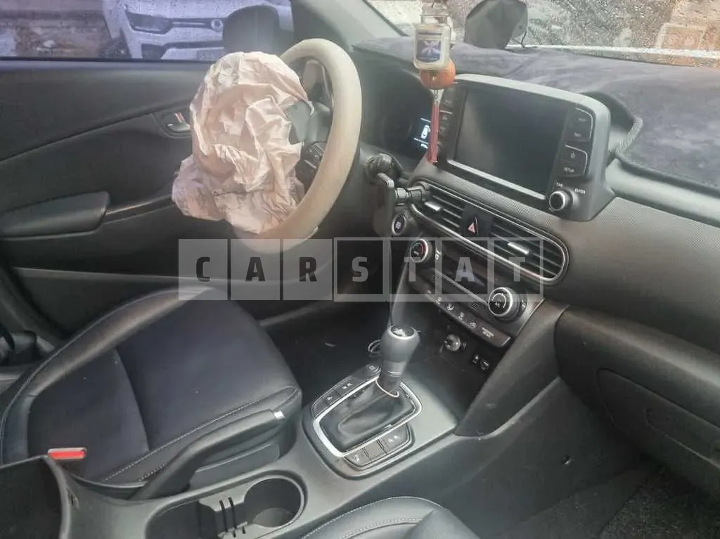 Photo 2 of 10: 2018 Hyundai Kona, VIN KMHK4815GJU262175 — Korean insurance auction