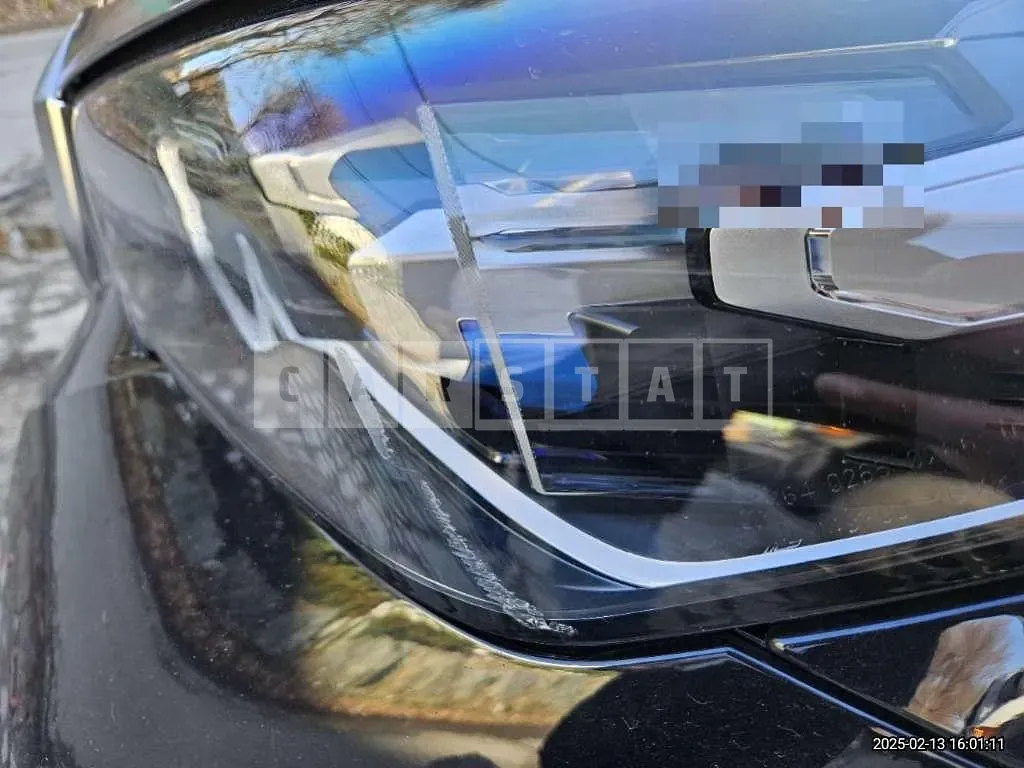 Photo 3 of 3: 2024 BMW (parts) 530i xDrive Headlights — Korean insurance auction