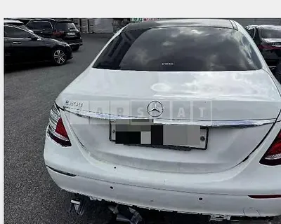 Photo 1 of 13: 2018 Mercedes-Benz E200 — Korean insurance auction