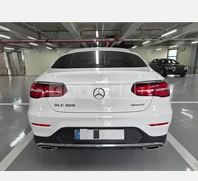 Photo 1 of 31: 2019 Mercedes-Benz GLC300 4Matic Coupe — Korean insurance auction