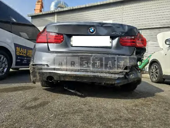Photo 2 of 20: 2015 BMW 320d — Korean insurance auction