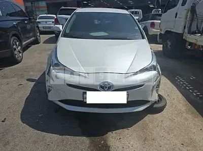 Photo 1 of 10: 2018 Toyota Prius — Korean insurance auction