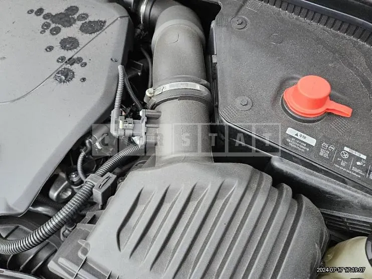 Photo 2 of 17: 2023 MINI Cooper S — Korean insurance auction