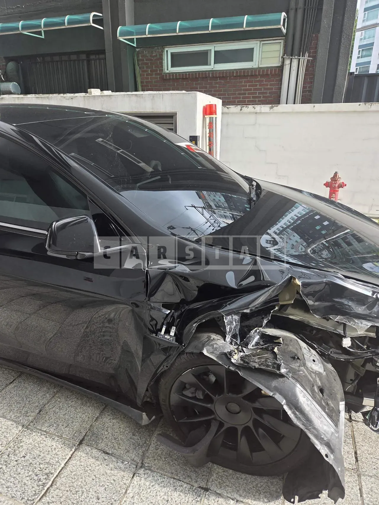 Photo 2 of 10: 2023 Tesla Model Y RWD, VIN LRWYGCFS5RC206948 — Korean insurance auction