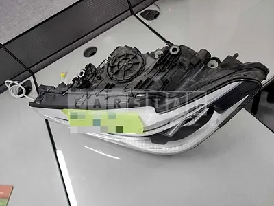 Photo 1 of 10: 2018 BMW (parts) 530i xDrive Headlamp — Korean insurance auction