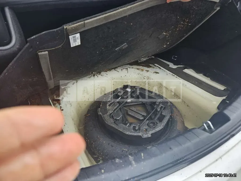 Photo 2 of 20: 2018 Kia K7 — Korean insurance auction