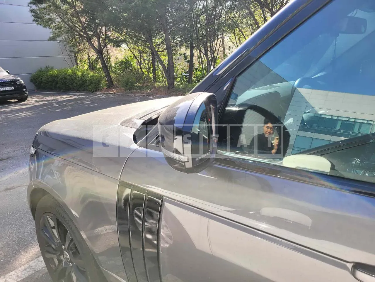 Photo 2 of 30: 2016 Land Rover Range Rover 4.4d, VIN SALGA2JFXGA289038 — Korean insurance auction