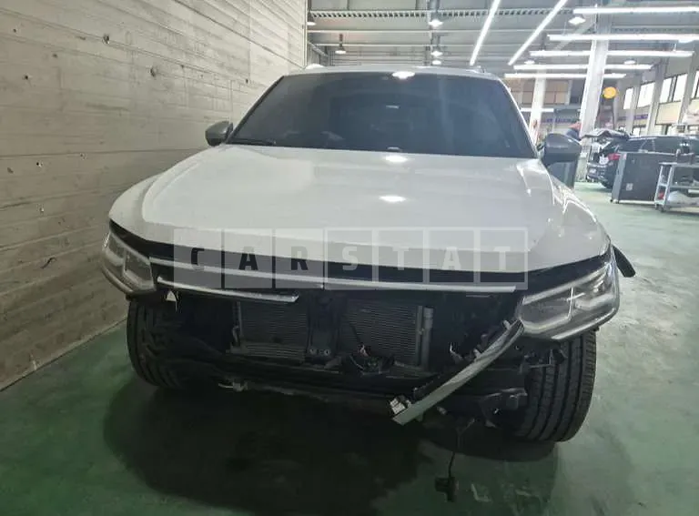 Photo 2 of 13: 2024 Volkswagen Tiguan All Space — Korean insurance auction