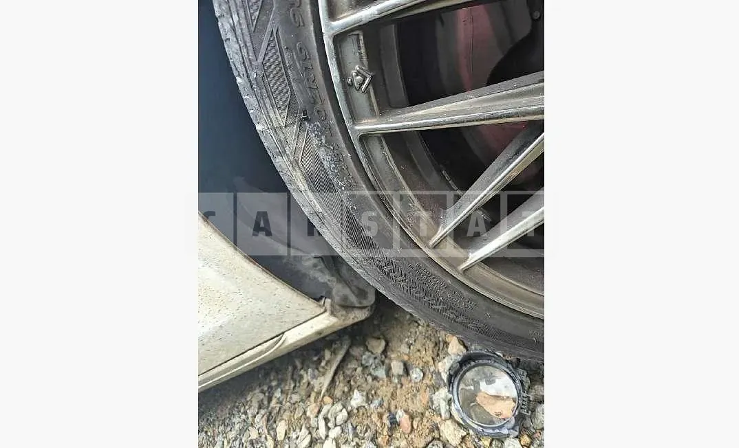 Photo 2 of 28: 2019 Mercedes-Benz E220 d 4Matic — Korean insurance auction