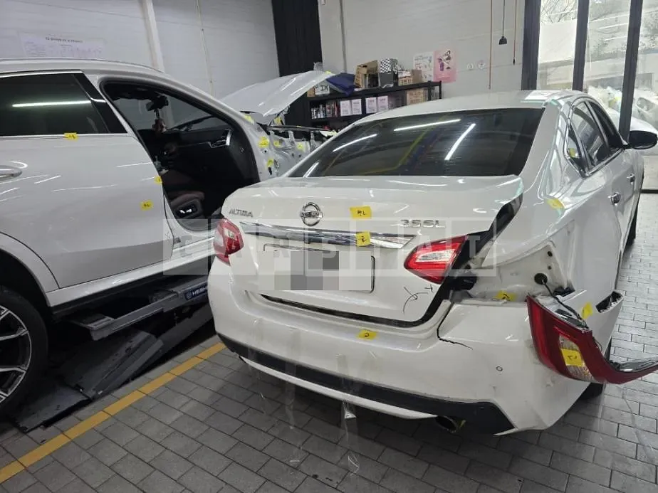 Photo 2 of 15: 2017 Nissan Altima 2.5 — Korean insurance auction